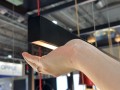 Lampa liniowa wisząca z płynną regulacją wysokości i sterowaniem światła gestami  biała krem BALANS 8302